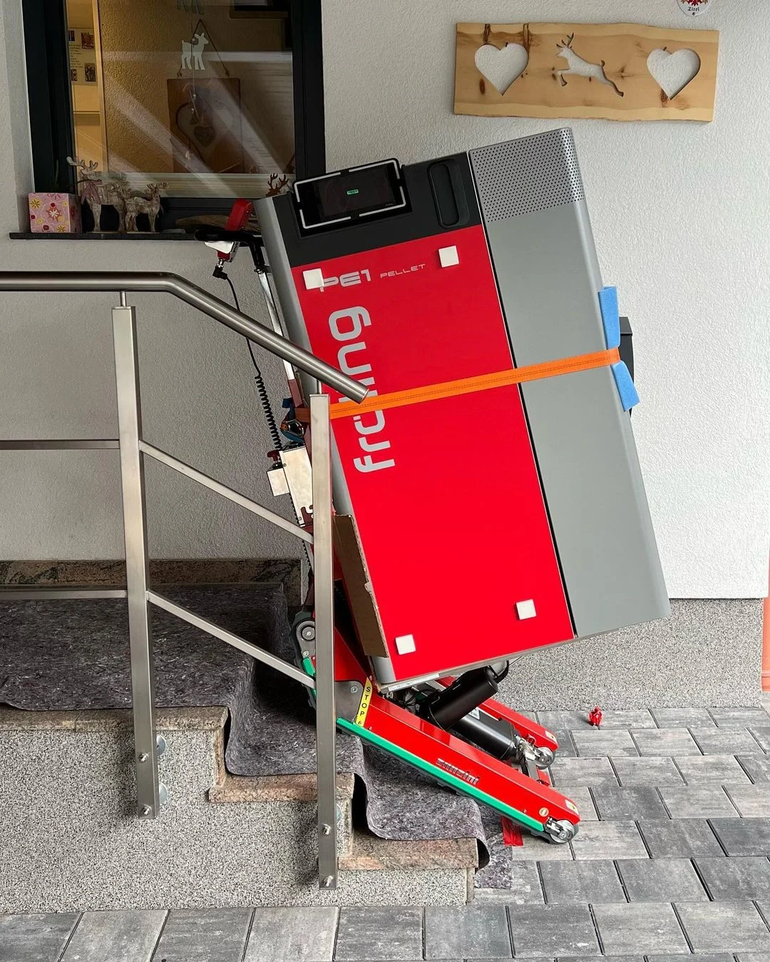DOMINO Treppensteiger im Profi-Einsatz