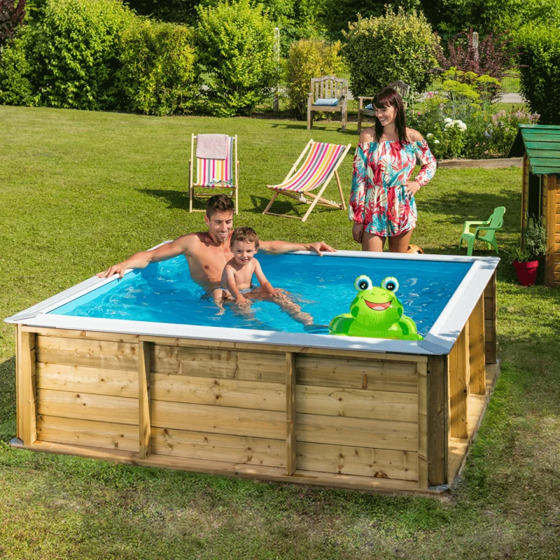 BWT Pool aus Holz